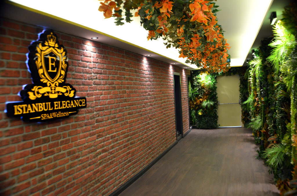 Lüks spa iç mekanı, rahatlatıcı atmosfer, masaj odası.